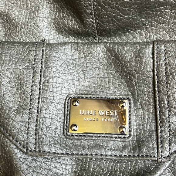 Nine West large shoulder bag textured faux leather gray green - Picture 4 of 14